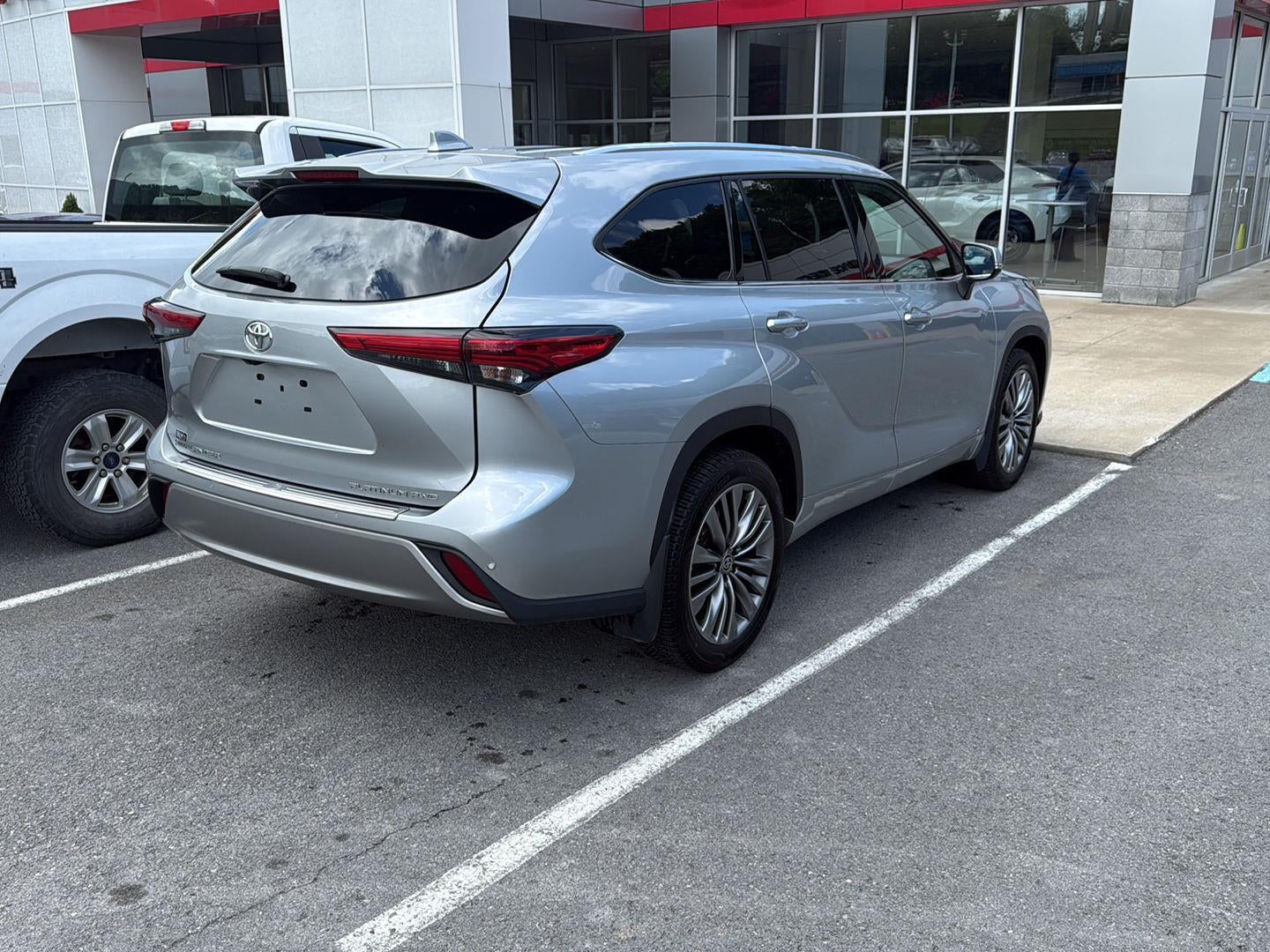2021 Toyota Highlander Platinum