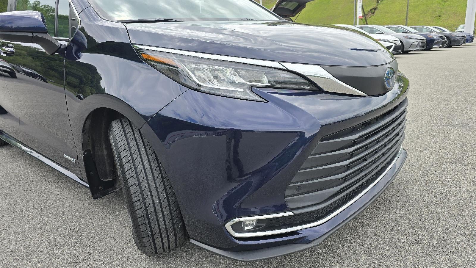2021 Toyota Sienna XLE