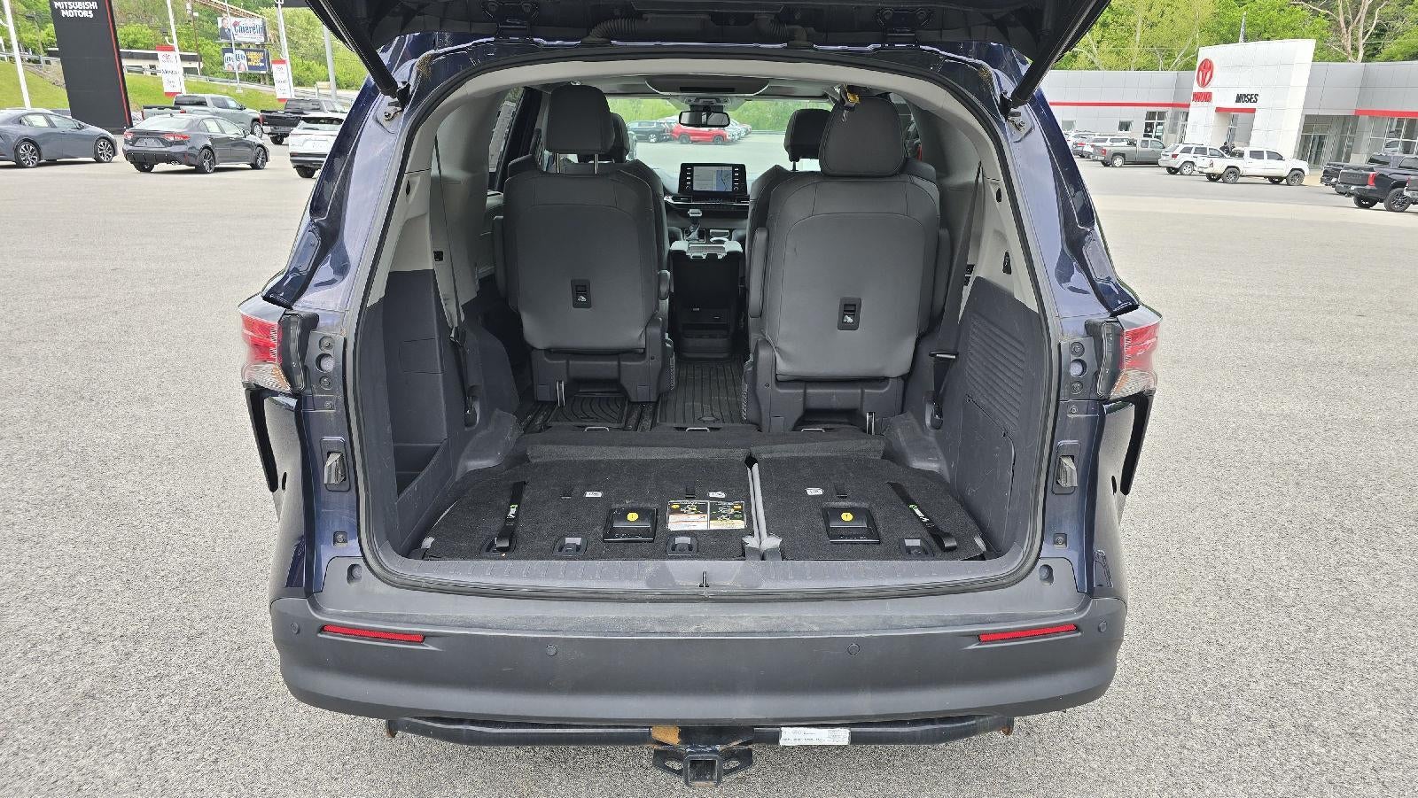 2021 Toyota Sienna XLE