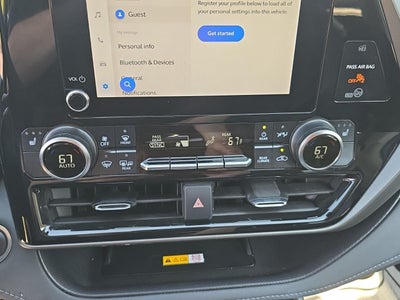 2025 Toyota Highlander Hybrid XLE