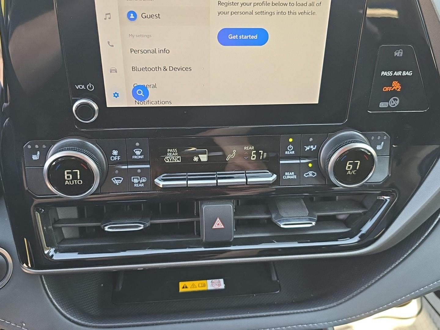 2025 Toyota Highlander Hybrid XLE