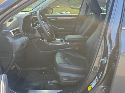 2025 Toyota Highlander Limited