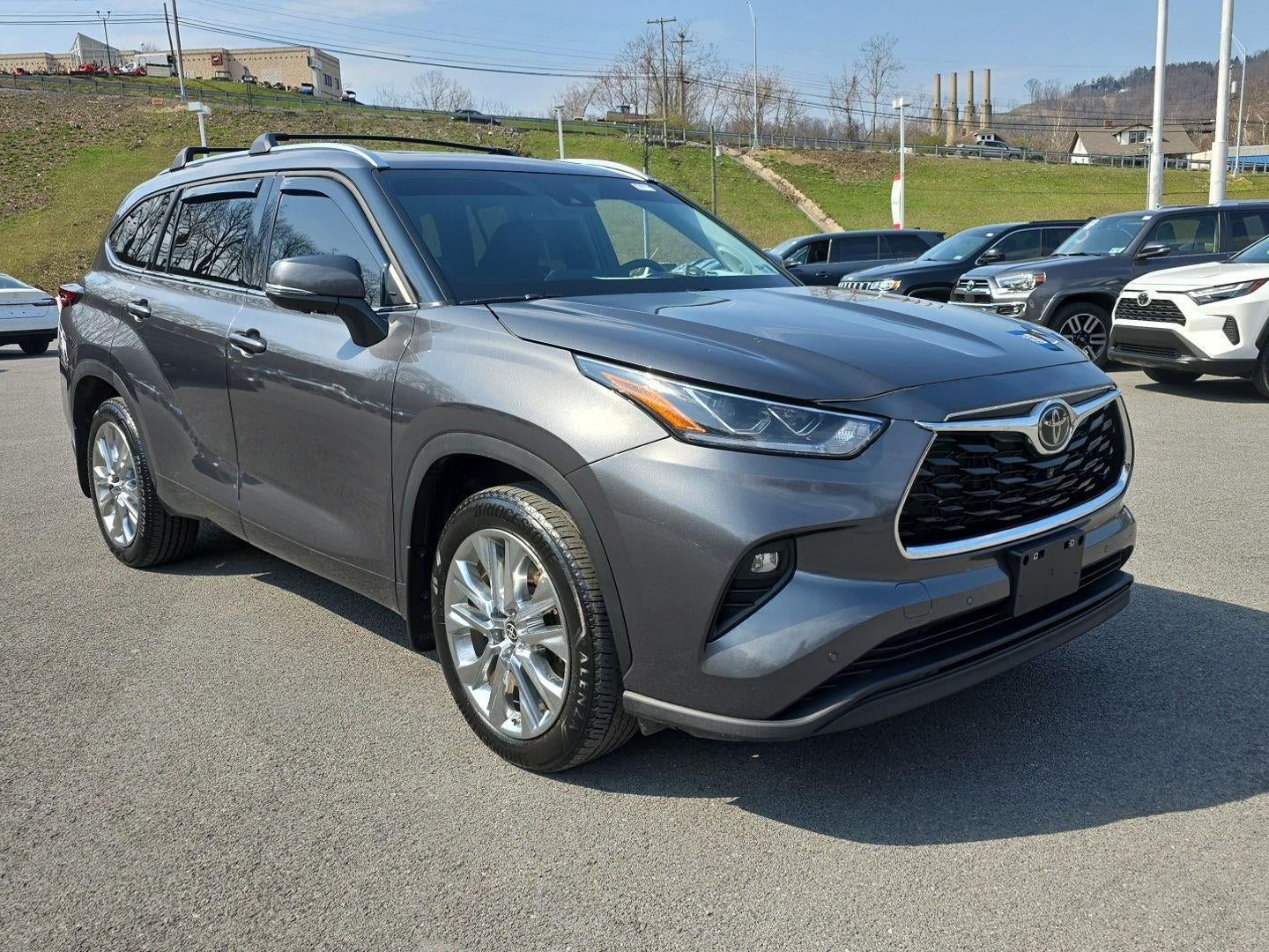 2025 Toyota Highlander Limited