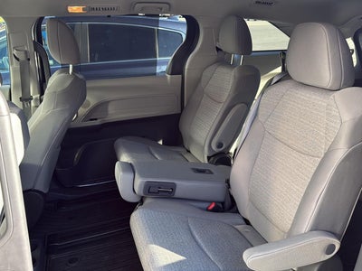 2023 Toyota Sienna LE 8-Passenger