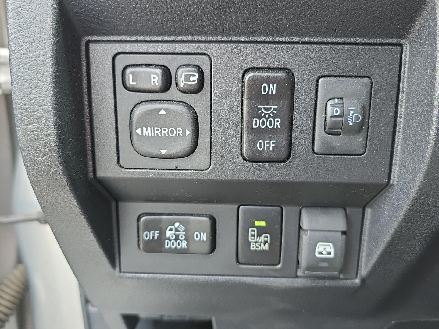 2016 Toyota Tundra Truck 1794