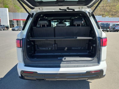 2024 Toyota Sequoia Platinum