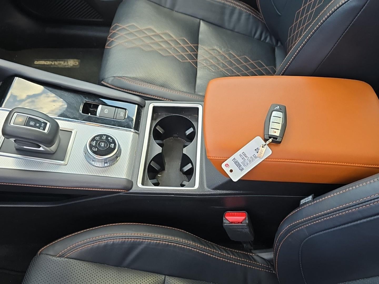 2022 Mitsubishi Outlander SEL