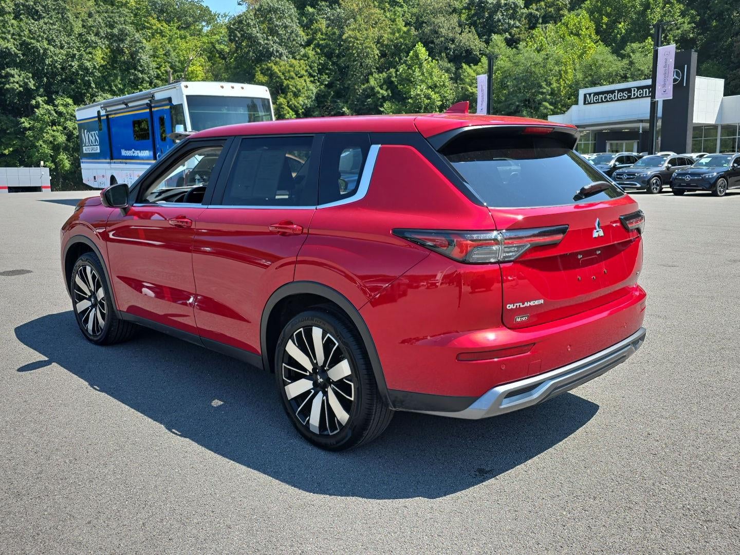 2025 Mitsubishi Outlander SE
