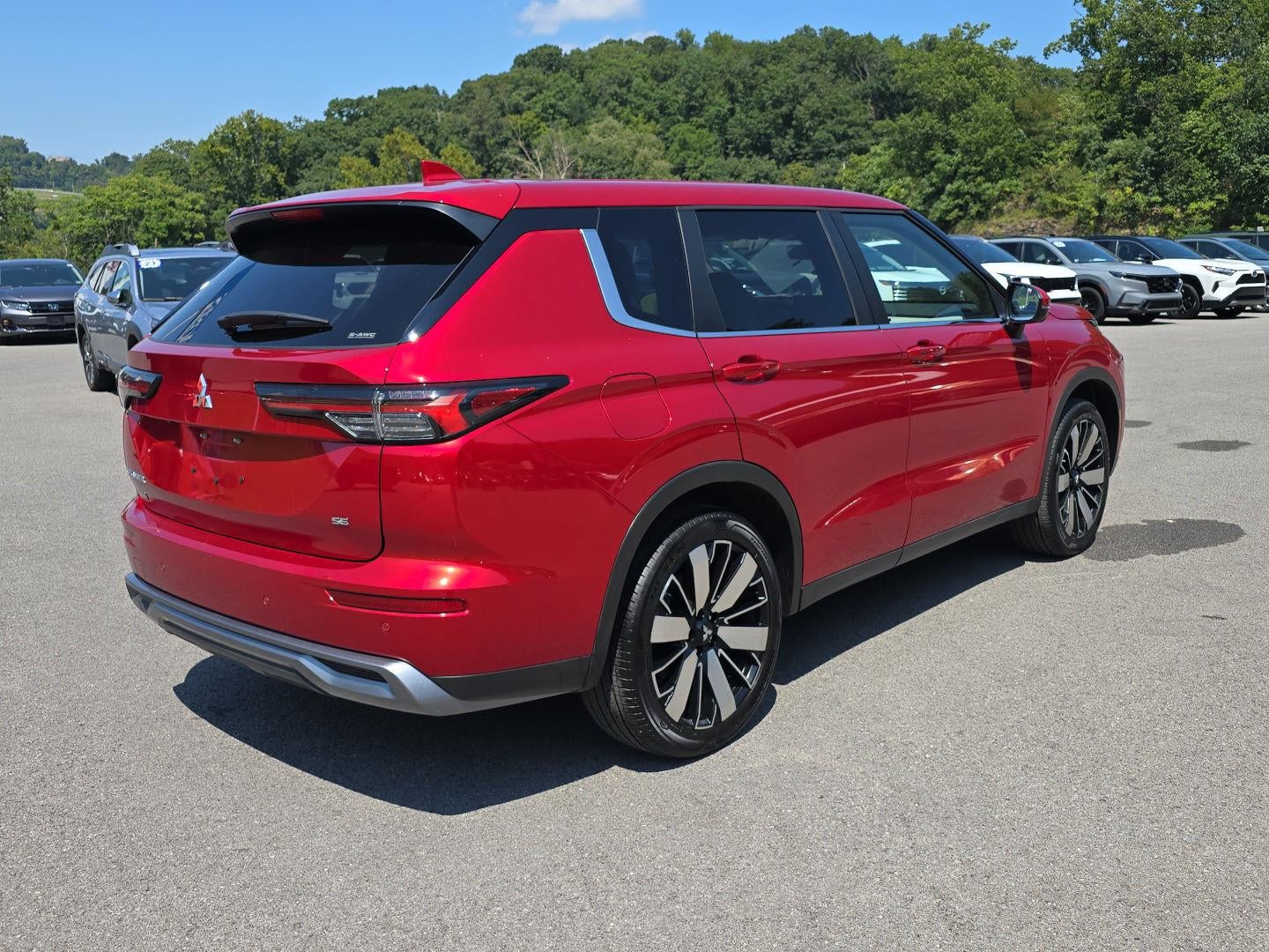 2025 Mitsubishi Outlander SE