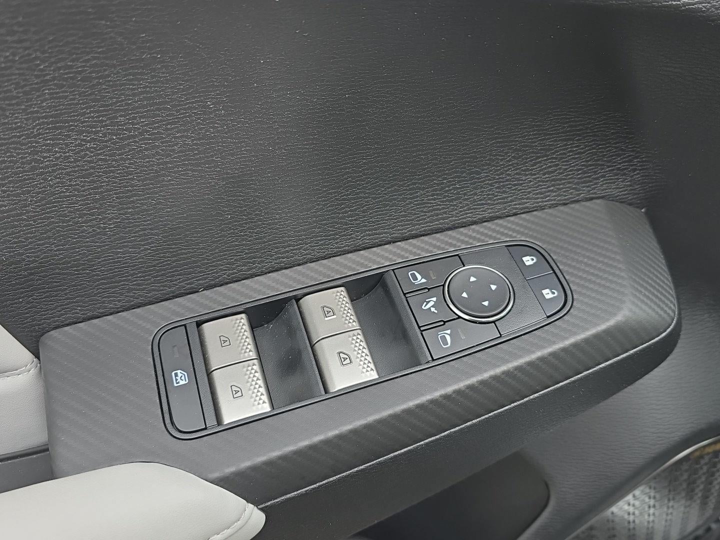 2025 Mitsubishi Outlander Platinum Edition