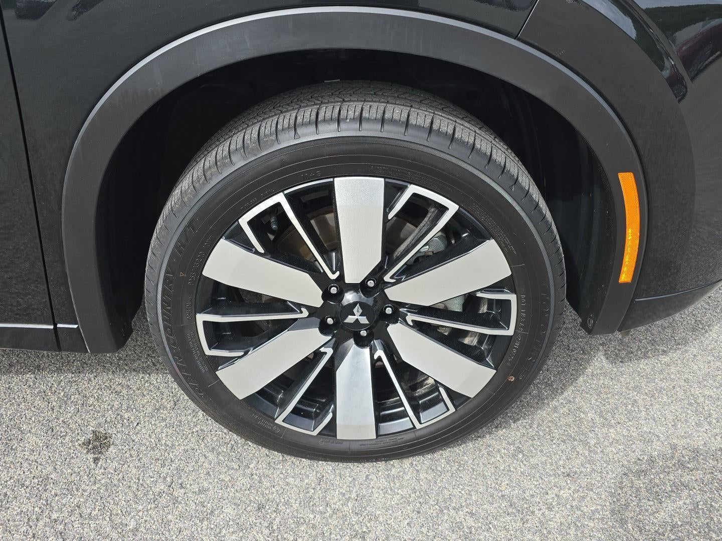 2025 Mitsubishi Outlander Platinum Edition