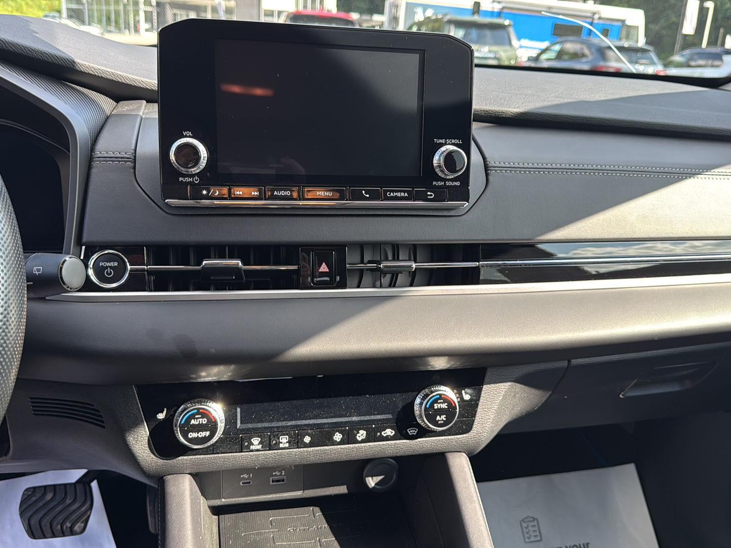 2025 Mitsubishi Outlander Plug-In Hybrid ES