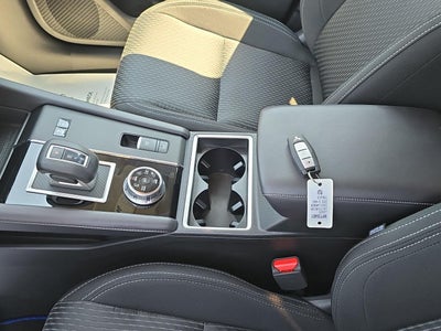 2025 Mitsubishi Outlander Plug-In Hybrid ES
