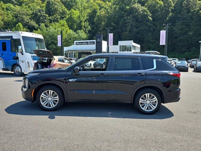 2025 Mitsubishi Outlander Plug-In Hybrid ES
