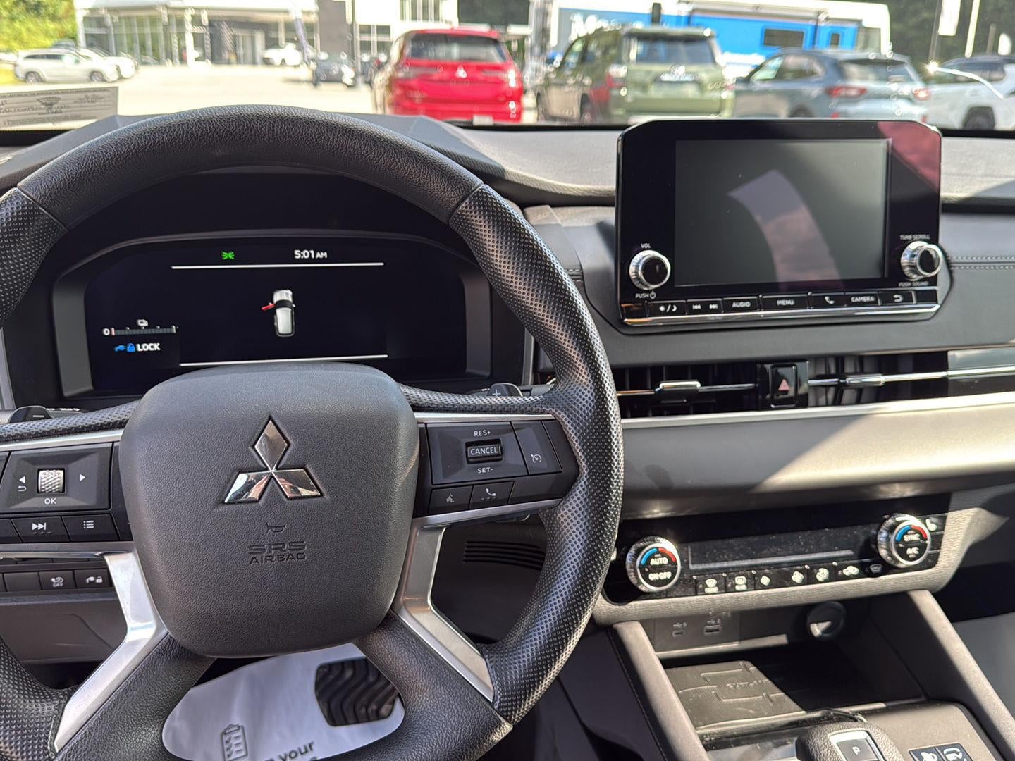 2025 Mitsubishi Outlander Plug-In Hybrid ES