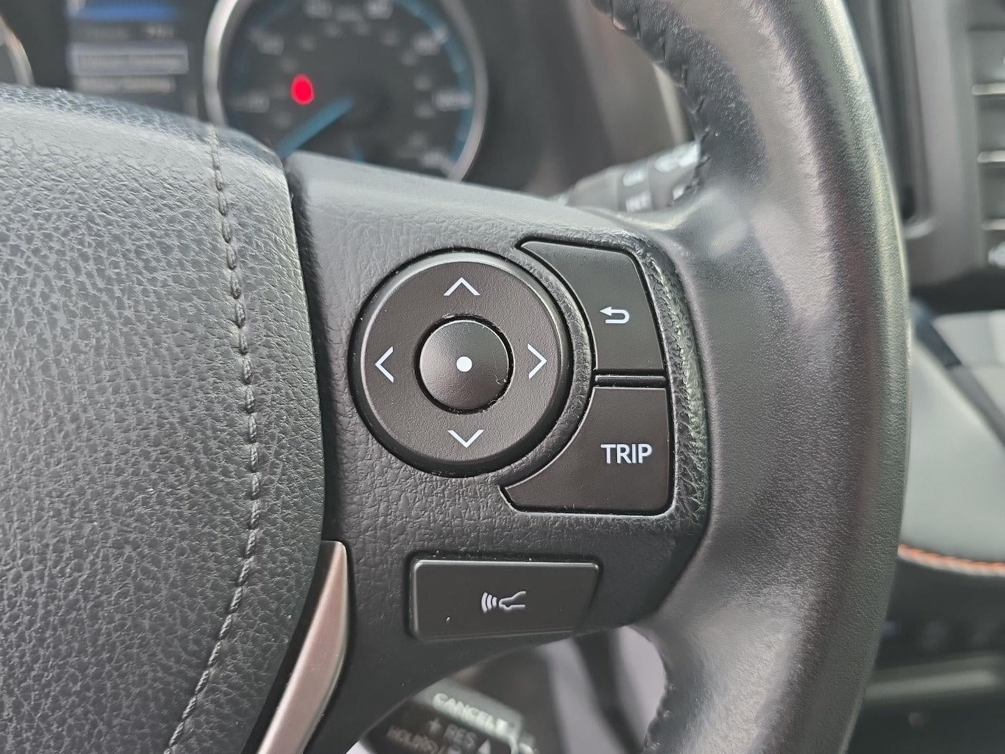 2018 Toyota RAV4 Hybrid SE