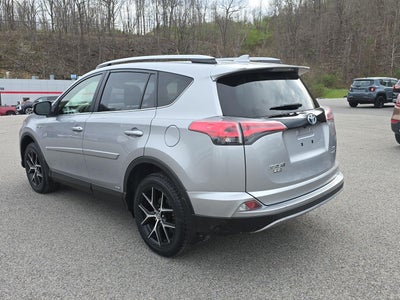 2018 Toyota RAV4 Hybrid SE