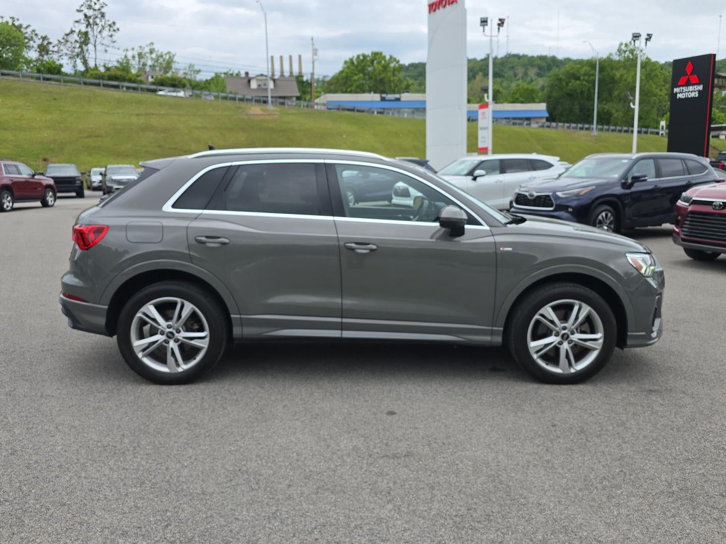 2023 Audi Q3 S line Premium Plus