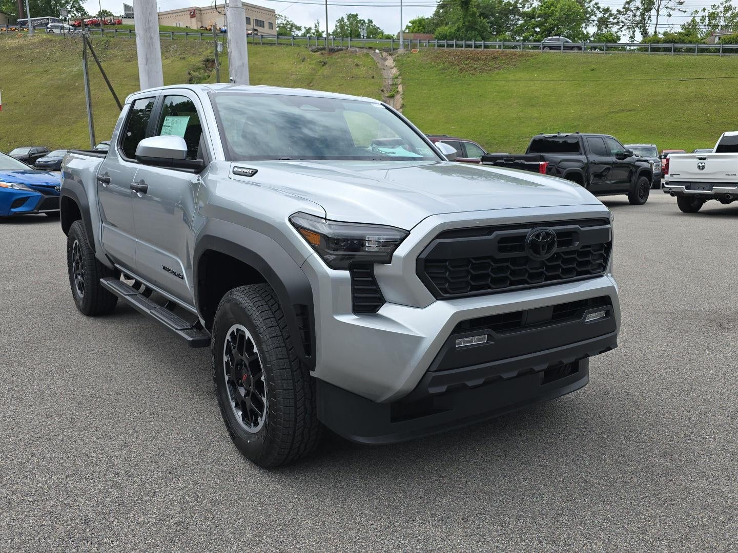 2026 Toyota Tacoma i-FORCE MAX Tacoma TRD Off-Road