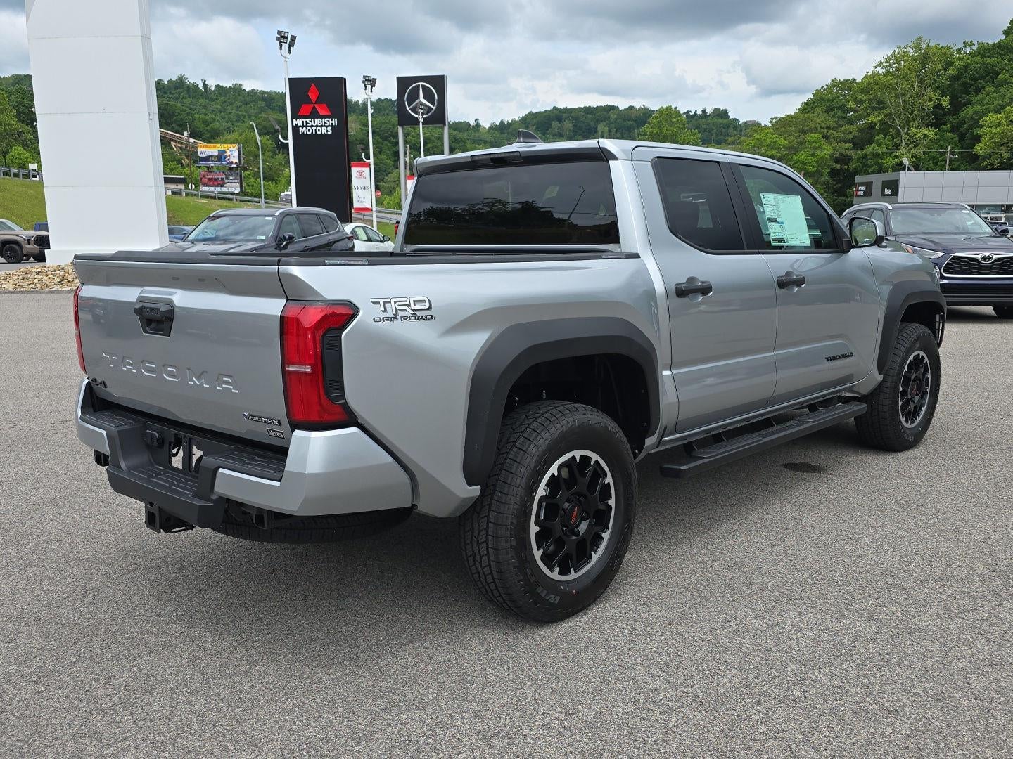 2026 Toyota Tacoma i-FORCE MAX Tacoma TRD Off-Road