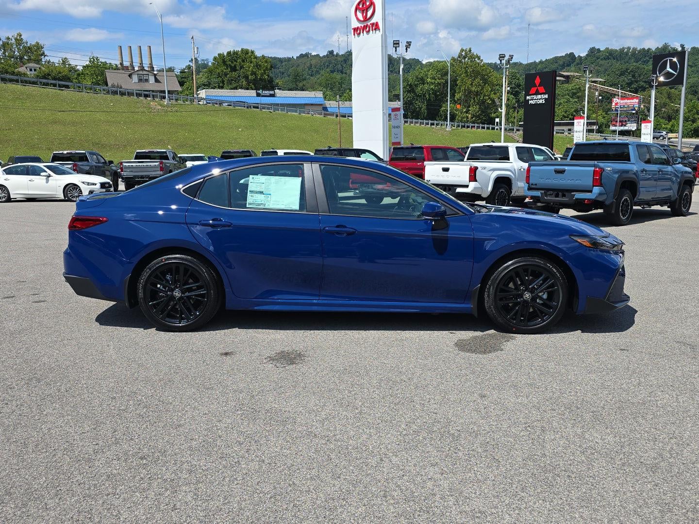 2026 Toyota CAMRY SE
