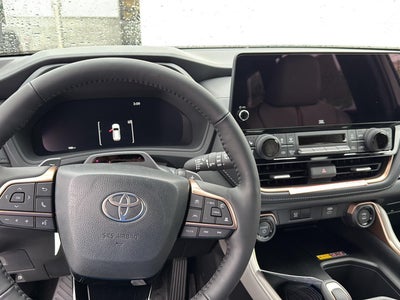 2026 Toyota Grand Highlander Hybrid MAX Platinum