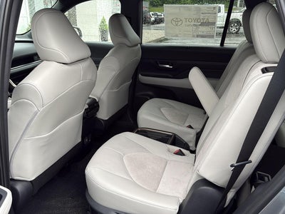 2026 Toyota Grand Highlander Hybrid MAX Platinum
