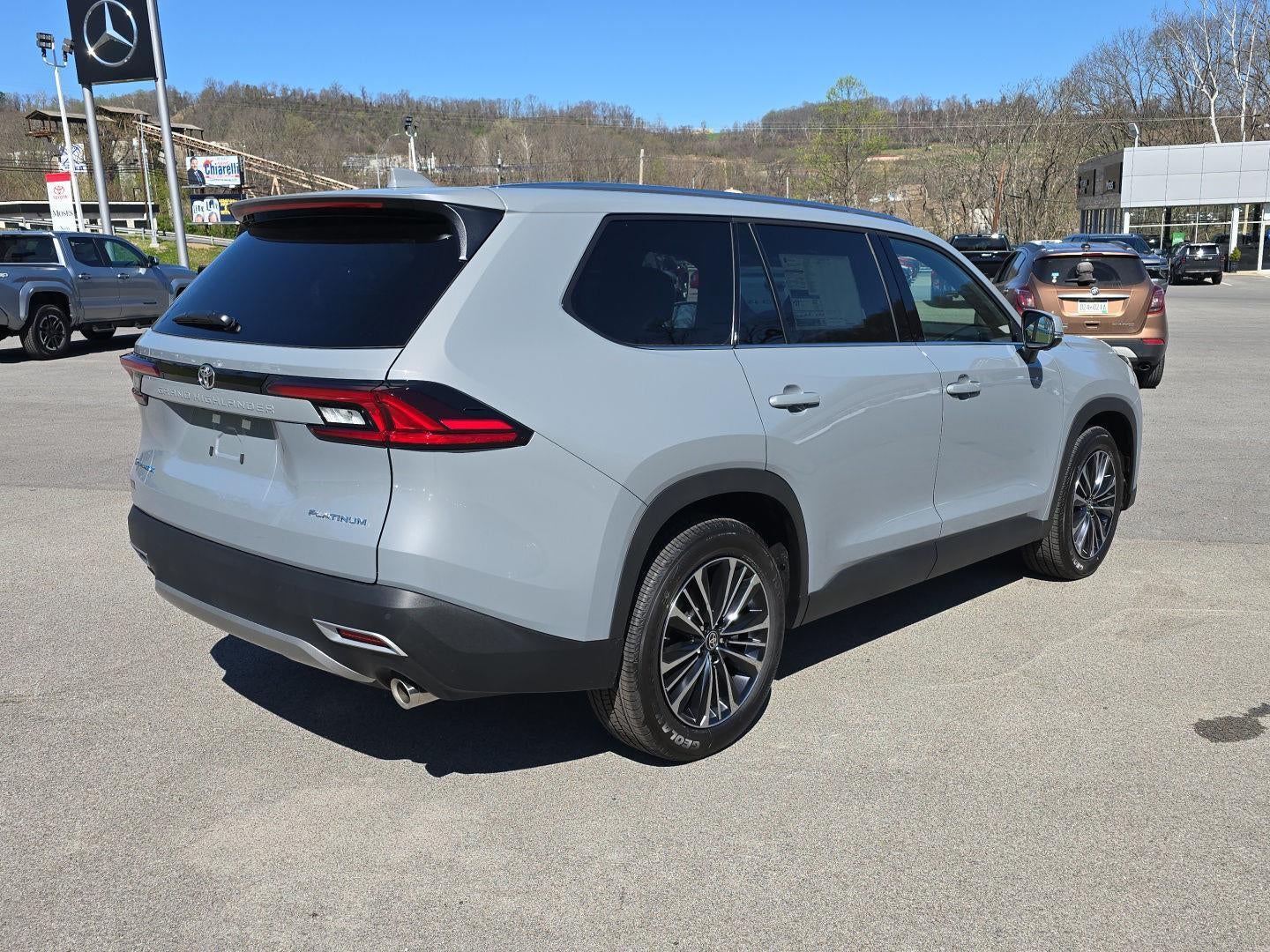 2026 Toyota Grand Highlander Hybrid MAX Platinum