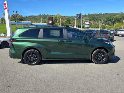 2026 Toyota Sienna Woodland Edition