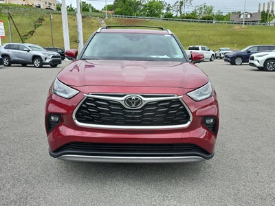 2026 Toyota Highlander Hybrid Platinum