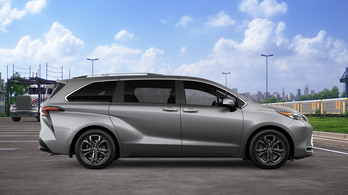 2026 Toyota Sienna Platinum 7-Passenger