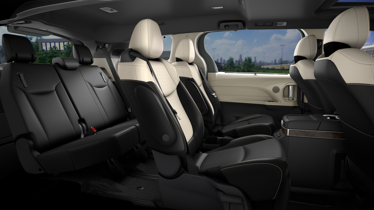 2026 Toyota Sienna Platinum 7-Passenger
