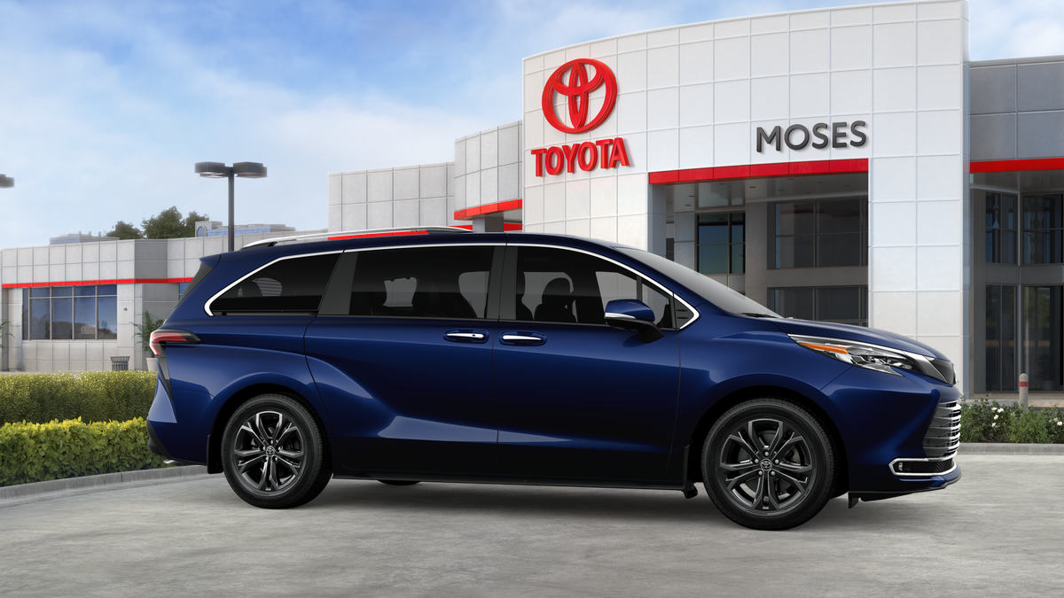 2026 Toyota Sienna Platinum 7-Passenger