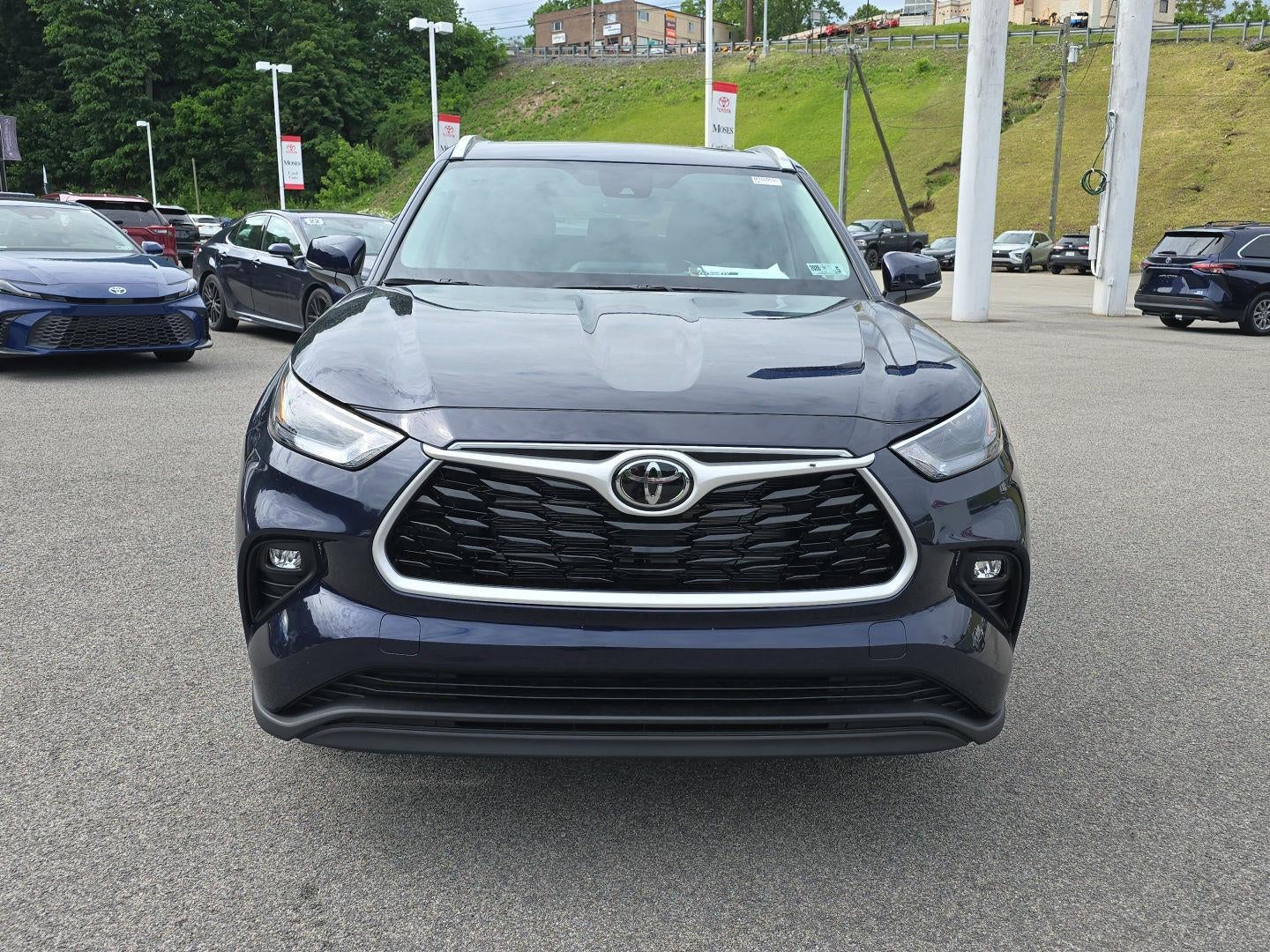 2026 Toyota Highlander Hybrid XLE
