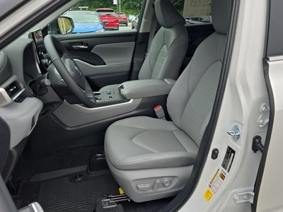2026 Toyota Highlander Hybrid XLE