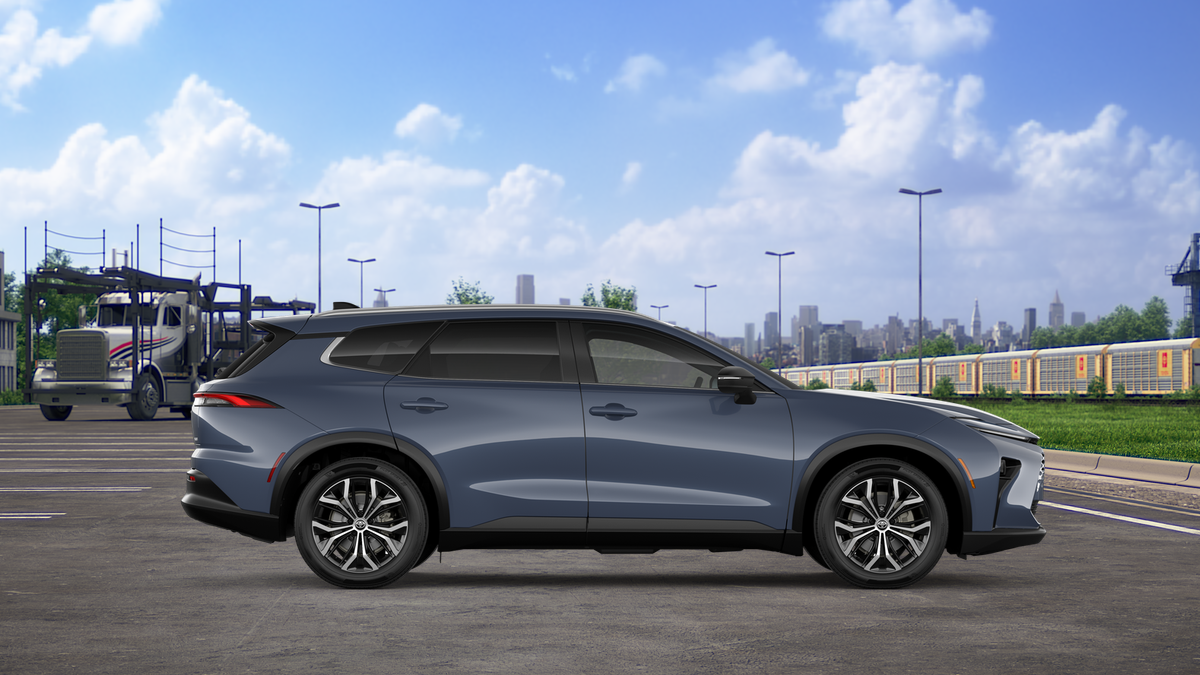 2026 Toyota Crown Signia XLE