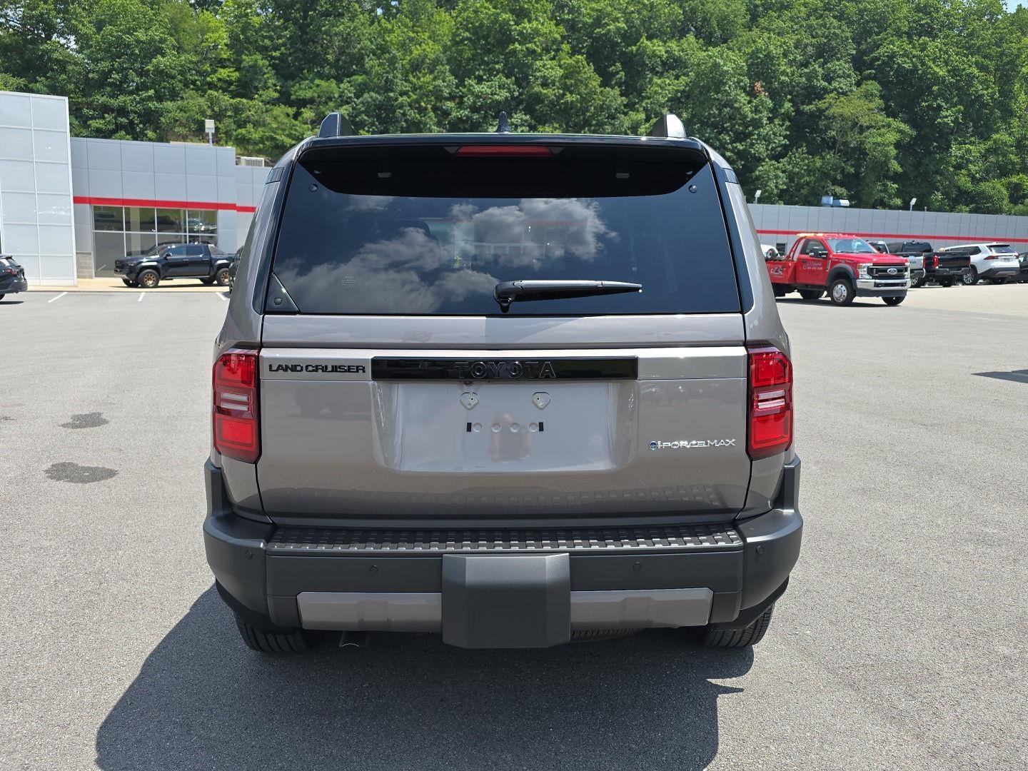 2027 Toyota Land Cruiser Base