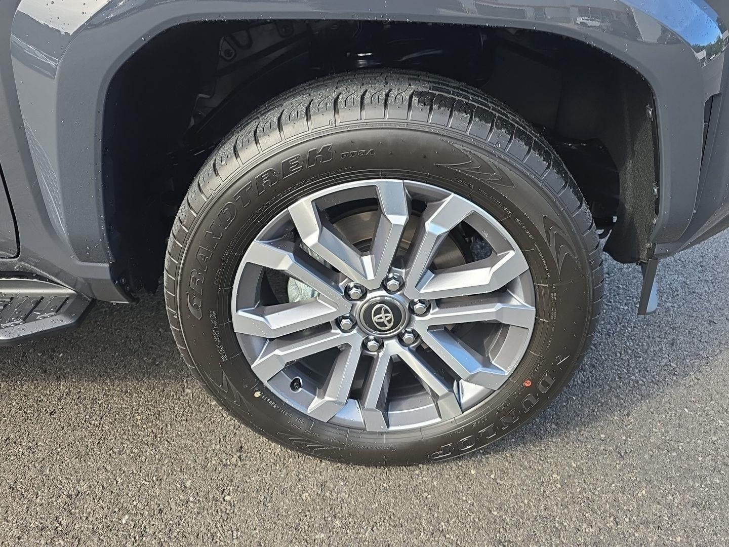 2026 Toyota 4Runner Limited HV