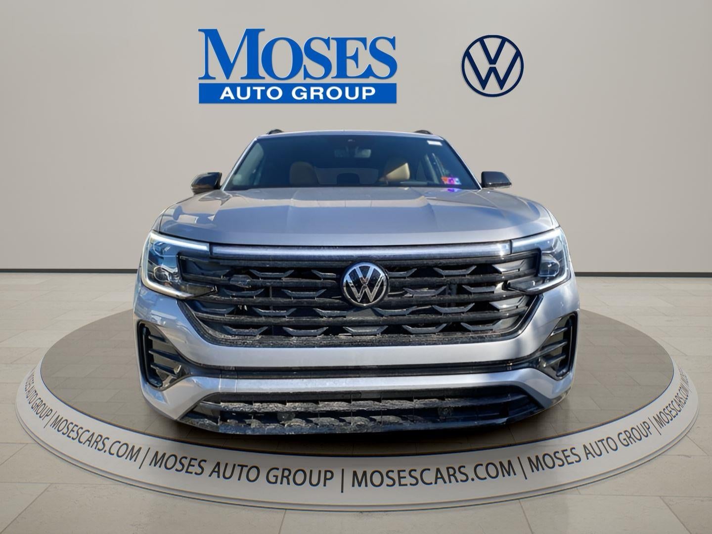 2026 Volkswagen Atlas Cross Sport 2.0T SEL R-Line Black