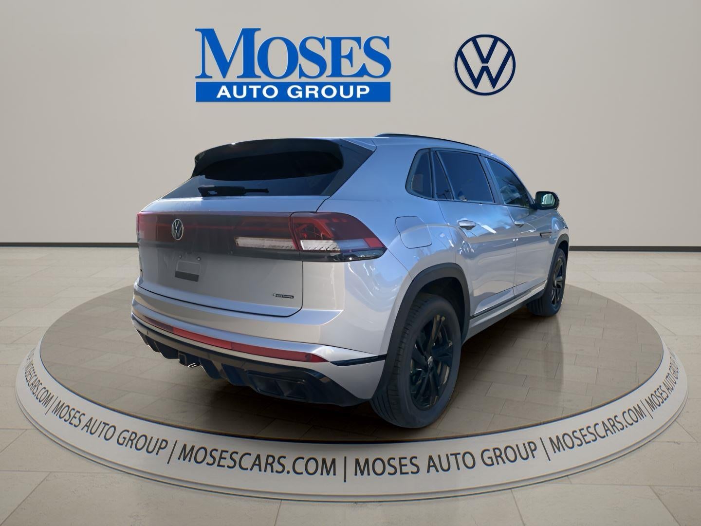2026 Volkswagen Atlas Cross Sport 2.0T SEL R-Line Black