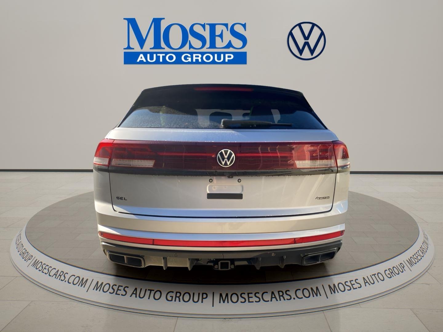 2026 Volkswagen Atlas Cross Sport 2.0T SEL R-Line Black