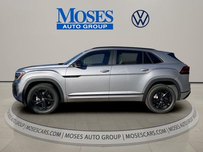 2026 Volkswagen Atlas Cross Sport 2.0T SEL R-Line Black
