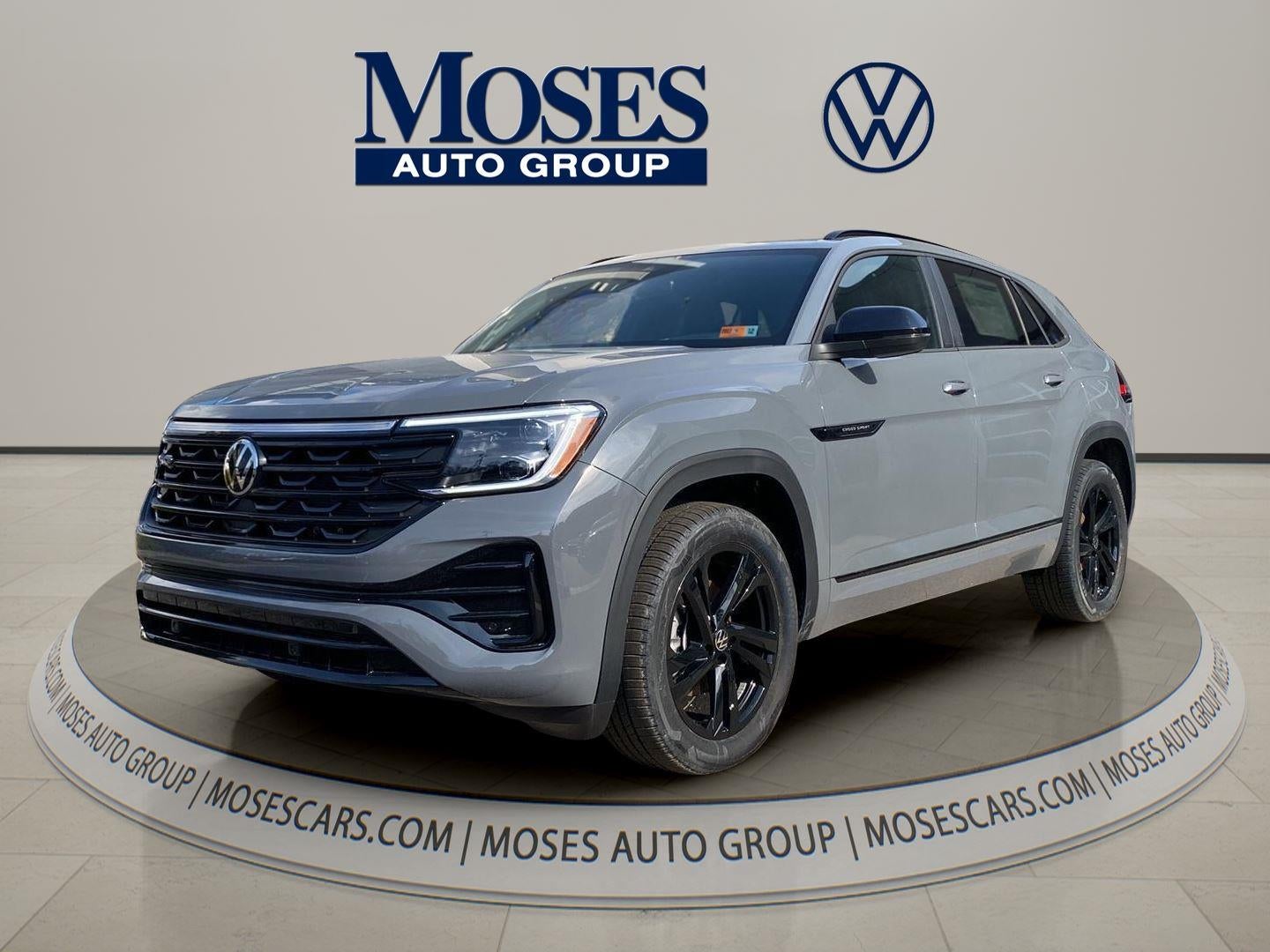 2026 Volkswagen Atlas Cross Sport 2.0T SEL R-Line Black