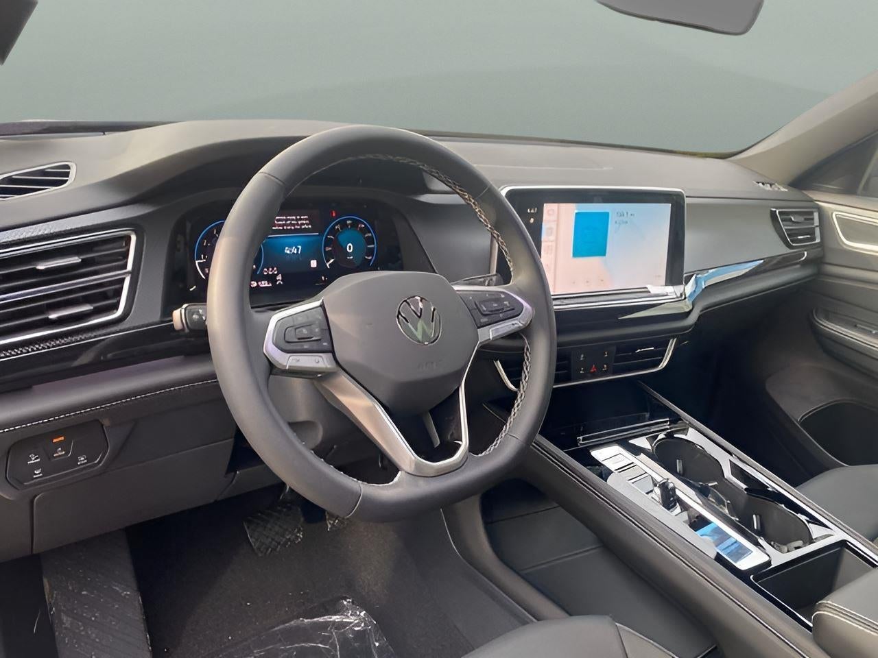 2026 Volkswagen Atlas Cross Sport 2.0T SEL