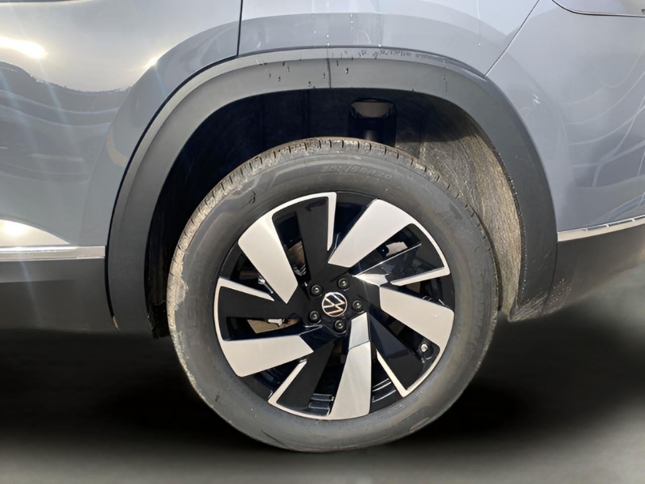 2026 Volkswagen Atlas Cross Sport 2.0T SEL
