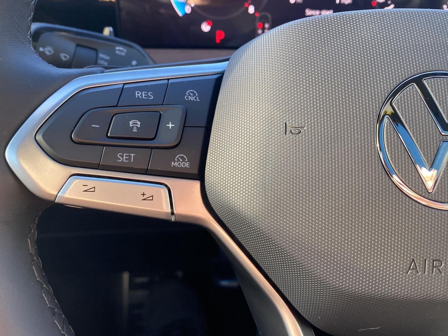 2027 Volkswagen Atlas SEL Premium R-Line
