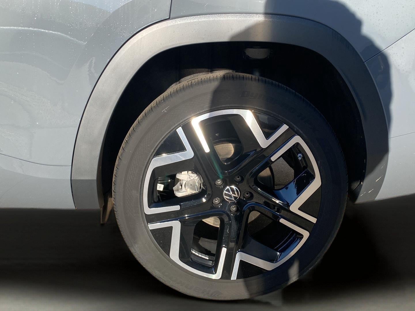 2027 Volkswagen Atlas SEL Premium R-Line