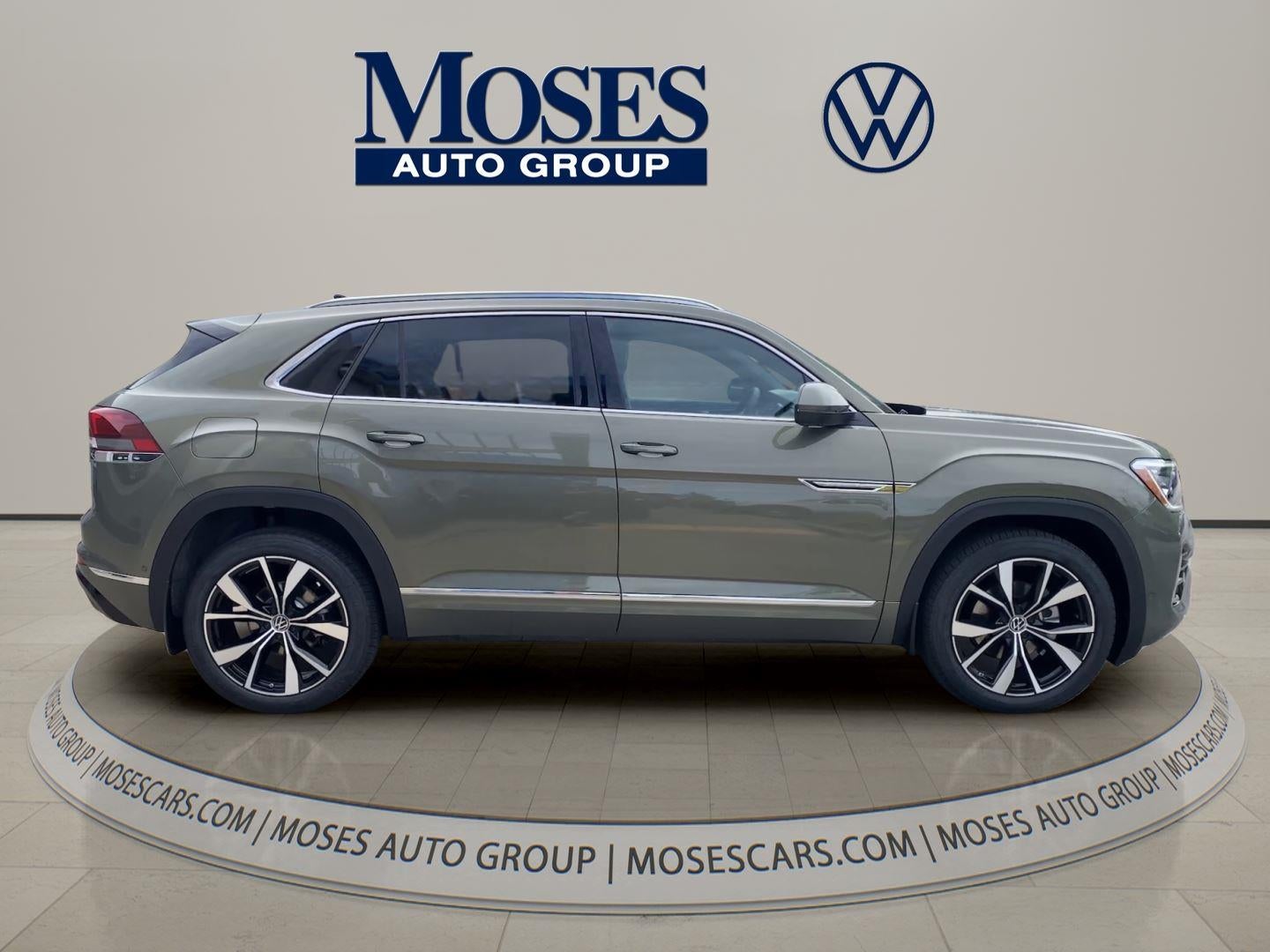 2026 Volkswagen Atlas Cross Sport 2.0T SEL Premium R-Line