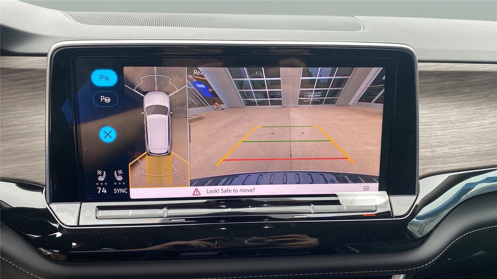 2026 Volkswagen Atlas 2.0T SEL Premium R-Line