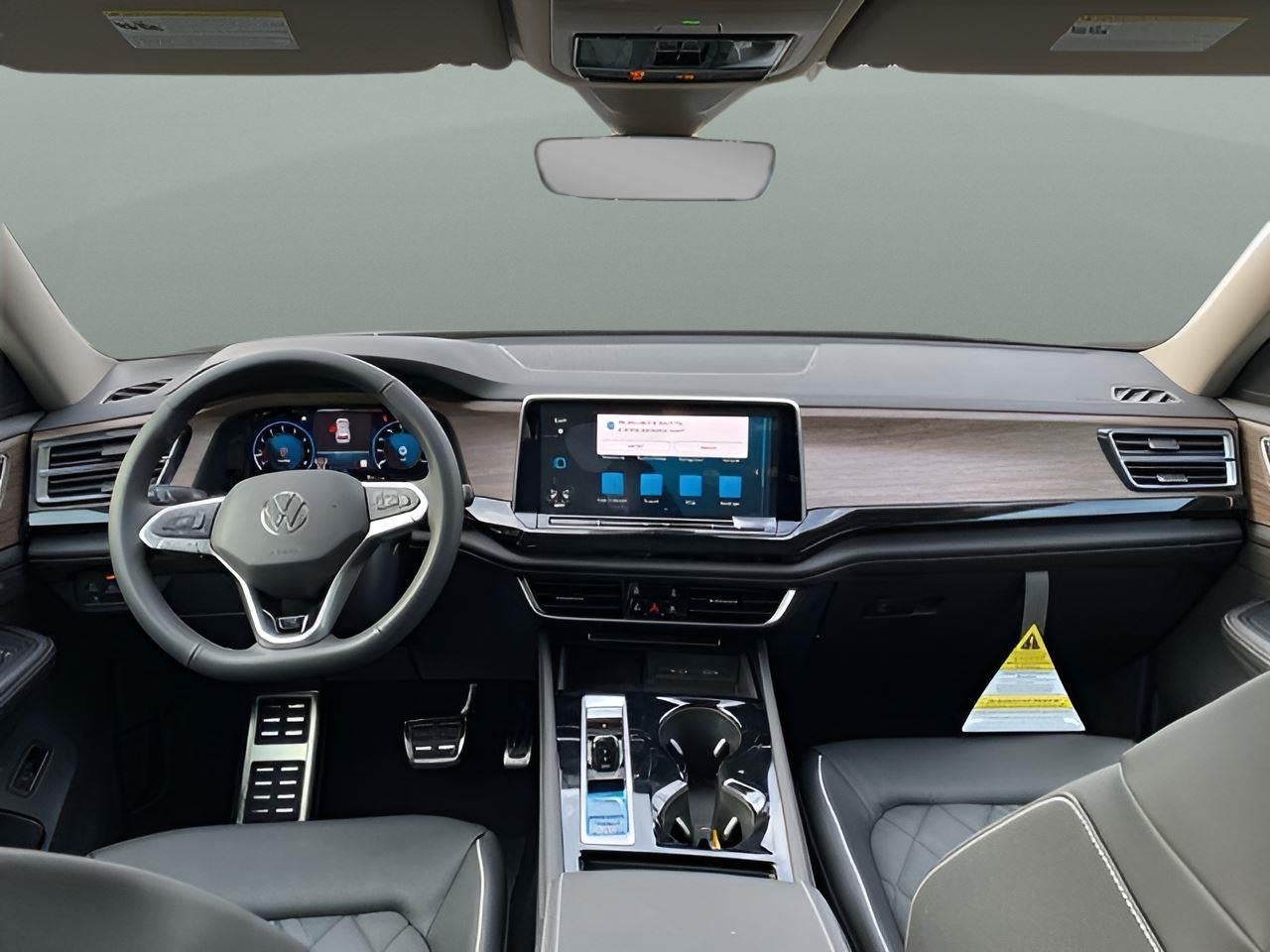 2025 Volkswagen Atlas 2.0T SEL Premium R-Line